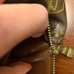 Louis Vuitton Papillon 26